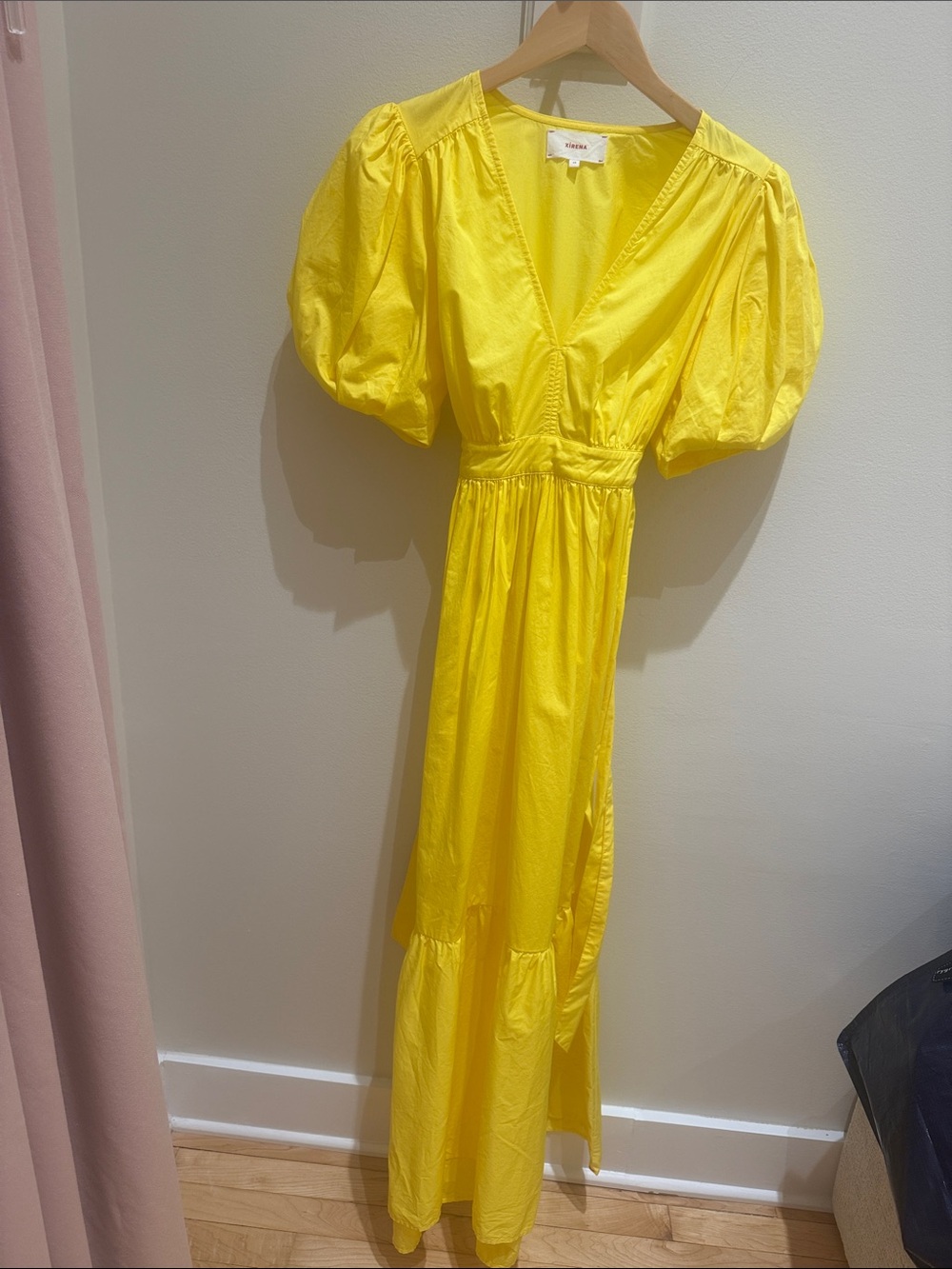 XiRENA Bright Yellow Puff-Sleeve Maxi Dress